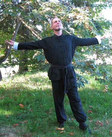 Crane: Spread Wings to Right